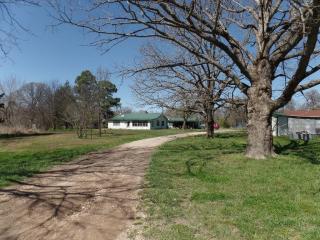 56826 County Road 710, Colcord, OK 74338-3820