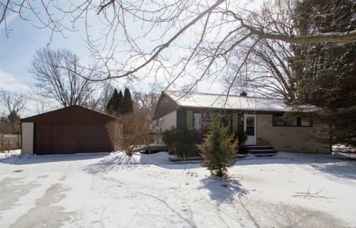 1203 Van Stone Dr, Rockford, IL 61115-2156