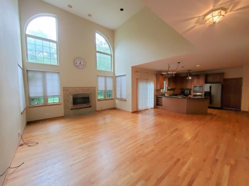 5261 Emerson Ave, Palatine IL  60067-0405 exterior