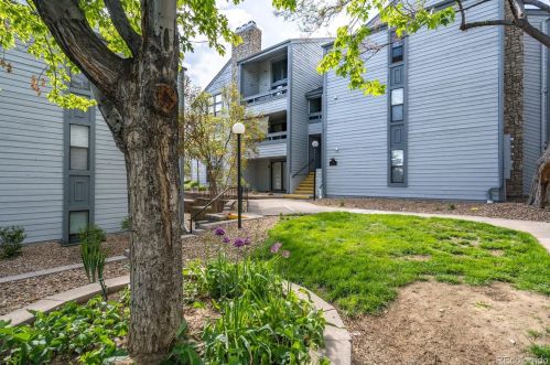 13922 Stanford Cir, Denver CO  80015-1008 exterior