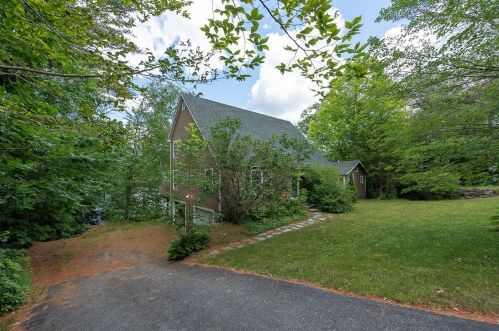 139 Shore Rd, Groton, NH 03241-7427