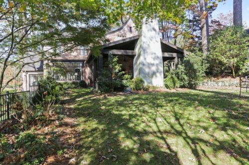 81 Lakeview Ave, Atlanta GA  30305-3779 exterior