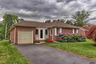 356 Edgehill Rd, York, PA 17403-4706