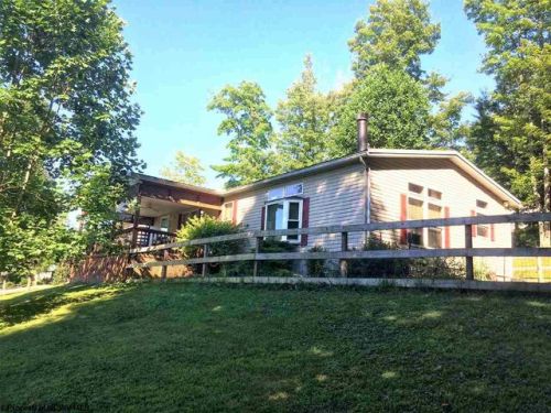 26 Rhinewood Ln, Morgantown WV  26508 exterior