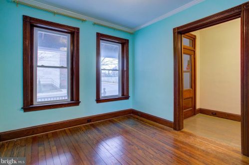 827 Walnut St, Lancaster PA  17602-2436 exterior