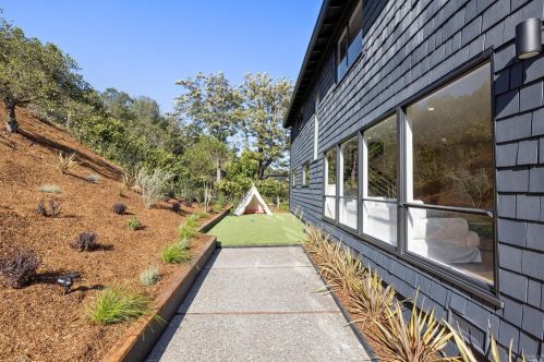 558 Miller Creek Rd, San Rafael CA  94903-1319 exterior
