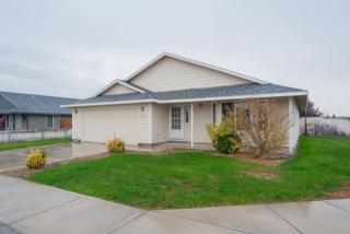 7808 Estevan Dr, Pasco, WA 99301-7968