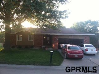 1918 151st Plz, Omaha, NE 68154-1062