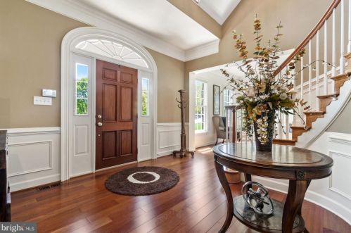 1500 Sandy Glenn Pl, Sandy Spring MD  20860-3007 exterior