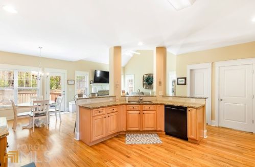 112 Camilla Dr, Carrollton GA  30116-1835 exterior