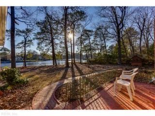 2137 Arbutus Cir, Chesapeake, VA 23323-5038