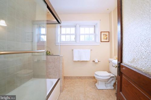 2144 Lawrence Rd, Trenton NJ 08648 exterior