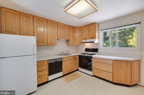 12712 Littleton St, Silver Spring MD 20906-4241 exterior