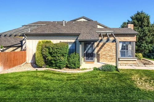 7854 Phillips Cir, Englewood, CO 80112-3240