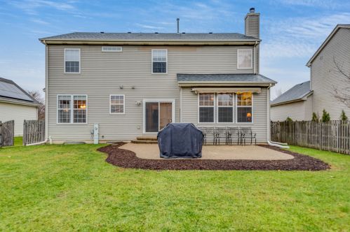 804 Glenside Cir, Lemont, IL 60490-5493