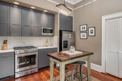 1093 Colquitt Ave, Atlanta GA  30307-1921 exterior