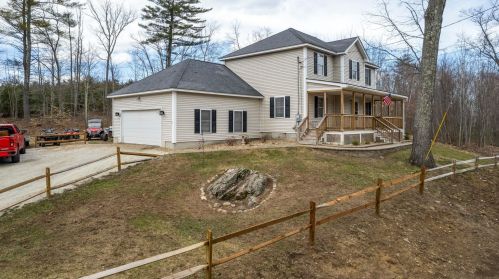 89 Windymere Dr, Chichester, NH 03234-4016