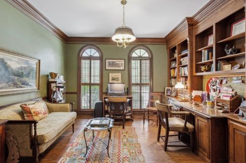 1840 Brandon Hall Dr, Atlanta GA  30350-3709 exterior