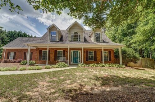 1610 Olympic Cir, Oxford, GA 30054-3245