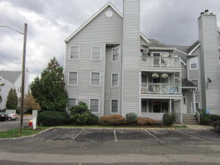 66 Quartz Ln, Paterson NJ  07501-3347 exterior