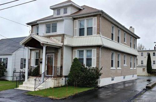 33 Wilkenda Ave, Waterbury, CT 06708-3617