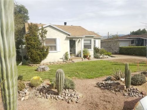 25796 Miramonte St, Redlands, CA 92373-8489