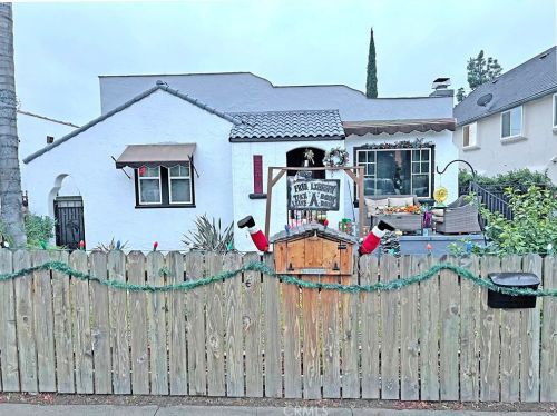 210 Mountain View Ave, Glendora, CA 91741-3301
