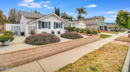 1496 Acadia St, Simi Valley, CA 93063-3109