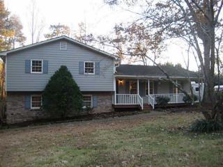 3018 Wren Cir, Kennesaw, GA 30144-1136