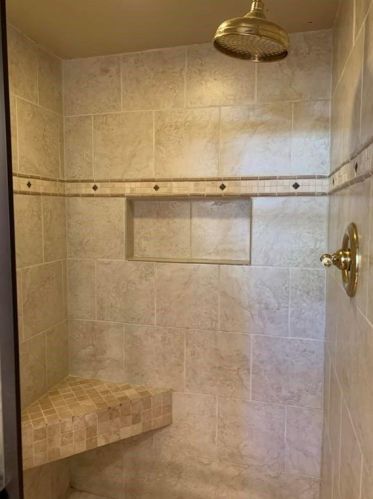 500 Carriage Dr, Atlanta GA  30328-3307 exterior