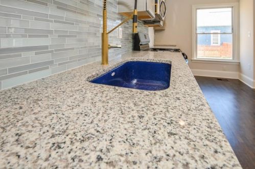 1771 Ctr Ave, Atlanta GA  30344-4725 exterior