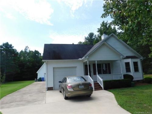 2120 Fleetwood Dr, Albemarle, NC 28001-7818