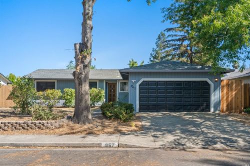967 Springfield Ct, Windsor, CA 95492-9489
