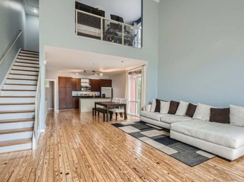 1233 Chareau Ct, Atlanta, GA 30318-4189