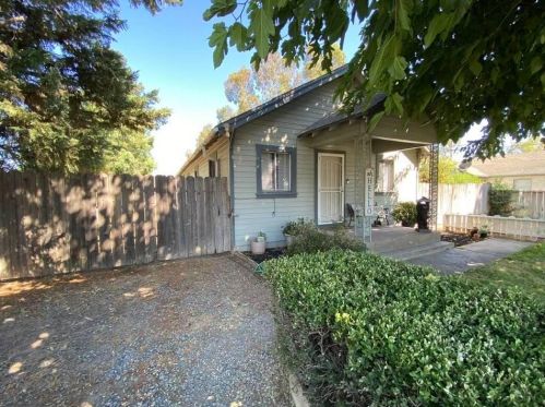 5306 Roselle Ave, Modesto, CA 95357-1660