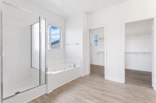 44015 Moccasin Pl, Lancaster CA  93536-6857 exterior