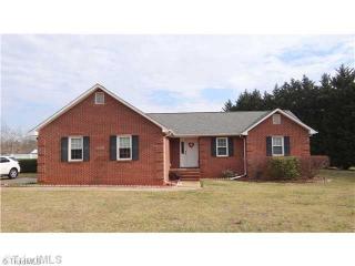7008 Kelly Coltrane Dr, Randleman, NC 27317-8049