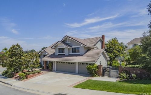 2665 Vista Bluff Rd, Orange, CA 92867-1752