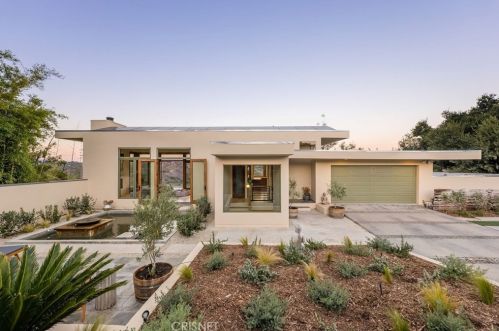 21925 Altaridge Dr, Topanga, CA 90290-4319