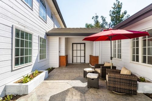 4501 Cerro Vista Dr, Anaheim CA 92807 exterior