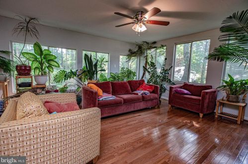 7415 Hastings St, Springfield VA  22150-4108 exterior