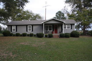 85 Barry Rd, Vienna, GA 31092-7700