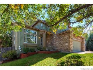 18855 Saratoga Cir, Denver, CO 80015-4933