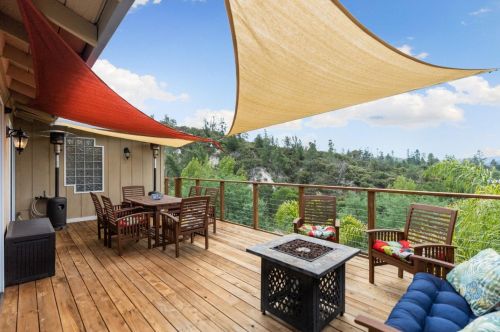 270 Estates Dr, Ben Lomond, CA 95005-9444