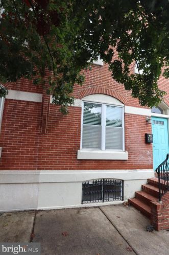 2347 Christian St, Philadelphia PA  19146-1707 exterior