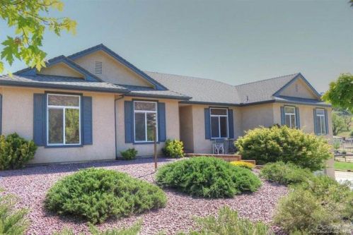 26560 Columbia Way, Tehachapi, CA 93561-9240