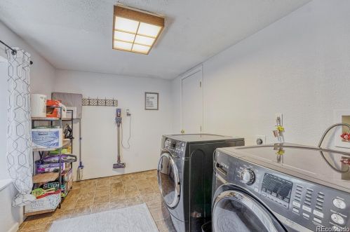 18977 Montana Pl, Denver CO  80017-5422 exterior