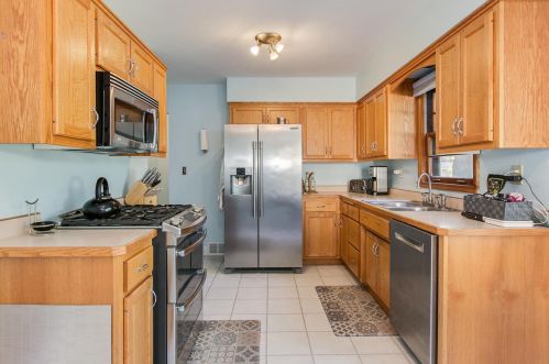 971 Grandview Ave, Saint Paul MN  55113-4437 exterior