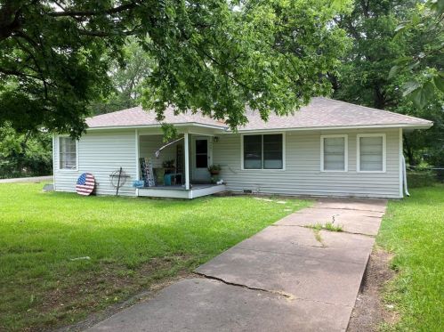 4601 Morrison St, Greenville, TX 75401-2035