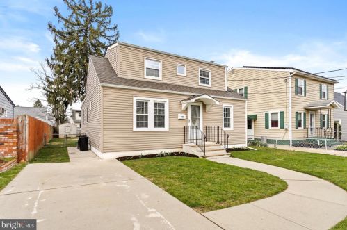 235 Redwood St, Trenton, NJ 08610-1845